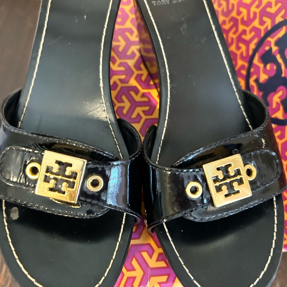 Tory Burch Size 7 Black Platform Slides - image 4